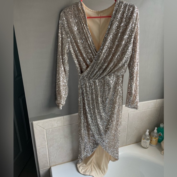 Gorgeous sequin wrap high low dress - Picture 1 of 5